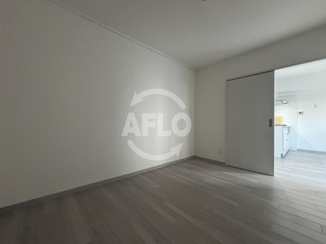 阪神ハイグレードマンション1番館の居間・リビング|阪神ハイグレードマンション1番館　寝室