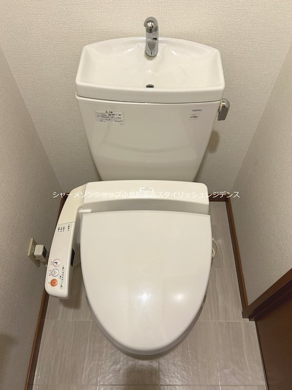 J-スクエアのトイレ