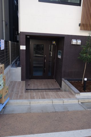THE PALMS大島のエントランス