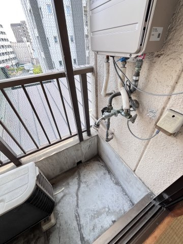 ライヴズビルのその他