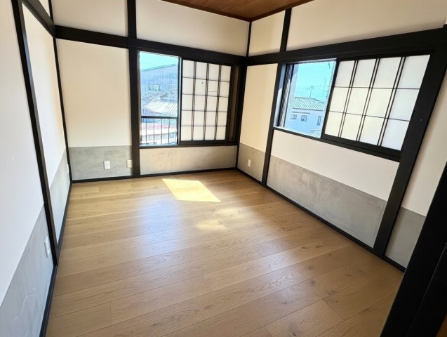 【湯河原町鍛冶屋】吹抜けがもたらす明るく開放的な室内の和室|リフォーム後の引き渡しになります　※リフォーム画像はイメージです