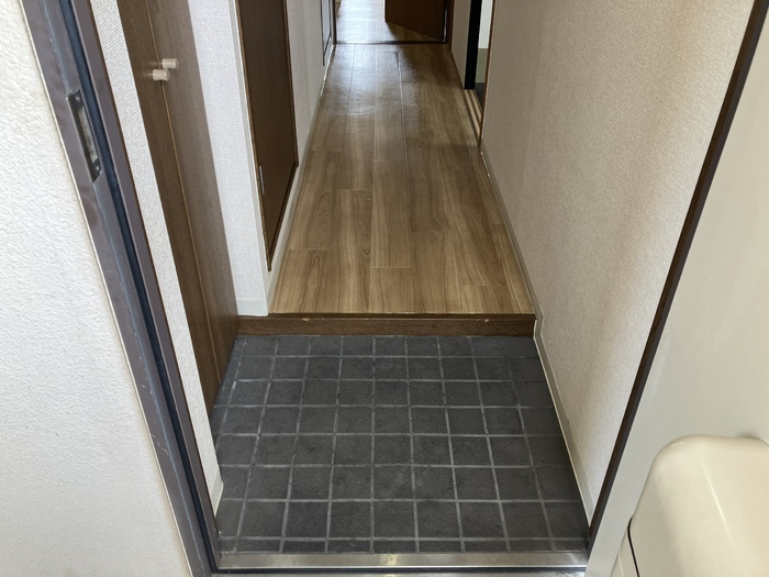 サン　ルミエールの玄関