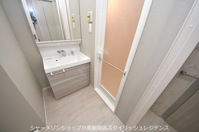 LEGEND鍛冶町の洗面所
