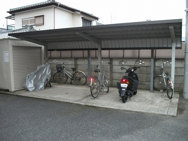 フォアサイトＹＵＫＩ|駐輪場