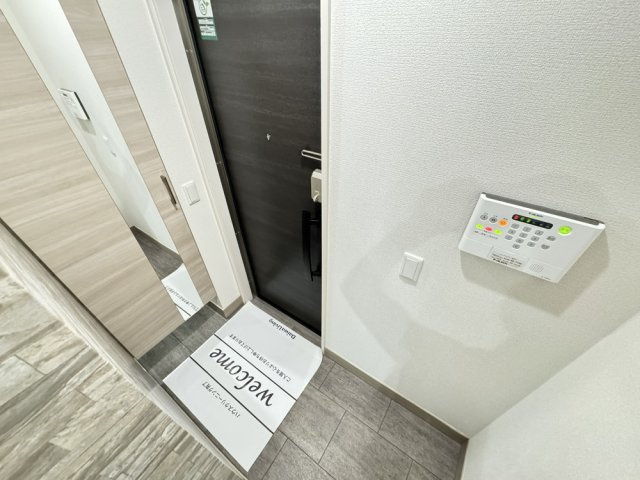 D-ROOM平野本町の玄関
