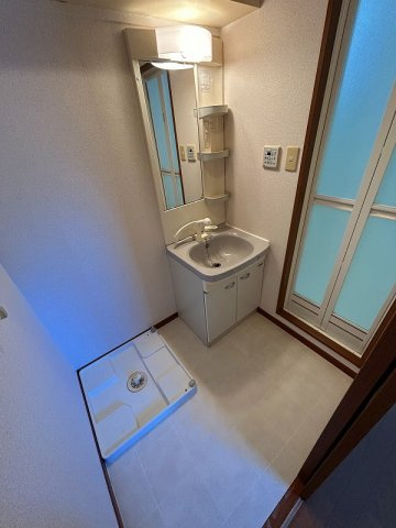 ギャラン吉野町の玄関