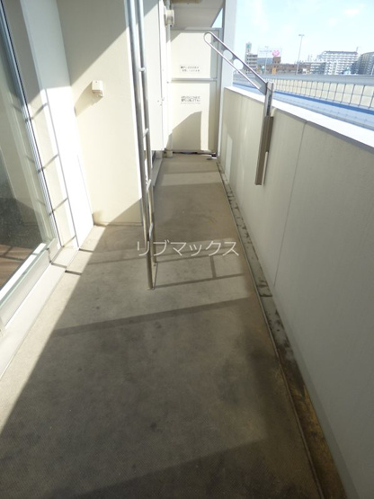 【バルコニー】リベール東灘青木