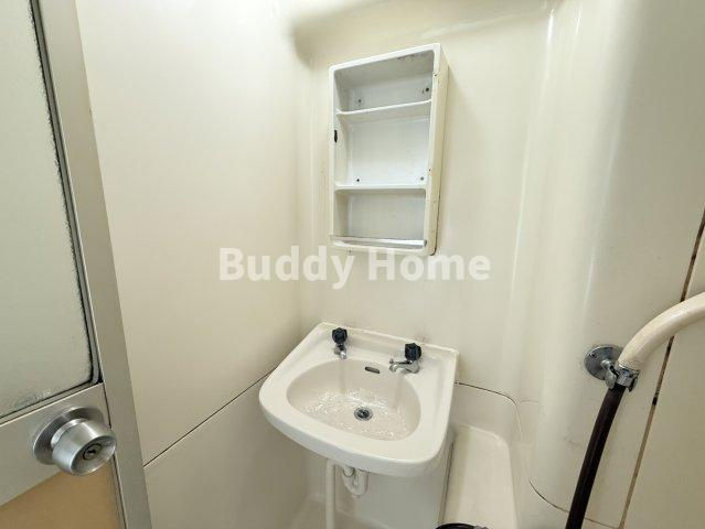 コーポイン長居B棟の洗面所