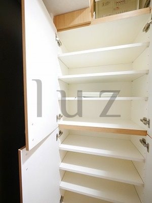 ルーブル横濱反町の玄関