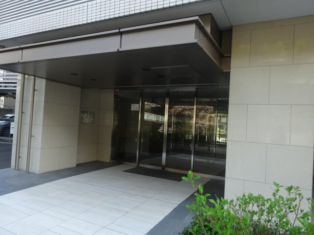 BELISTA文京関口のエントランス