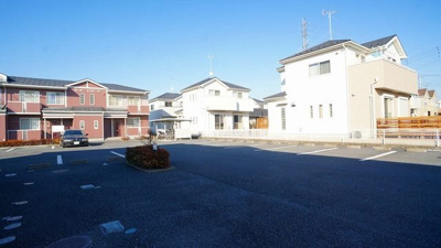 【駐車場】 | カーサエステーラ | カースペースがあります