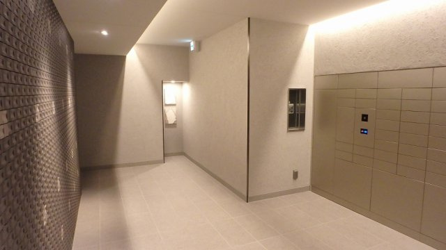 ザ・パークハビオ本郷菊坂のエントランス