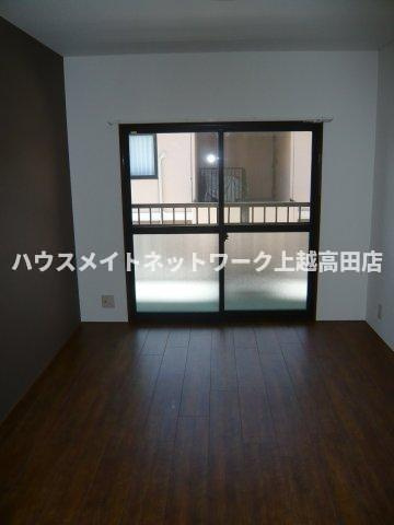 安江セントラルハイツＡの内装|洋室6.0帖