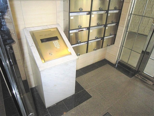 クレア学芸大学のセキュリティ