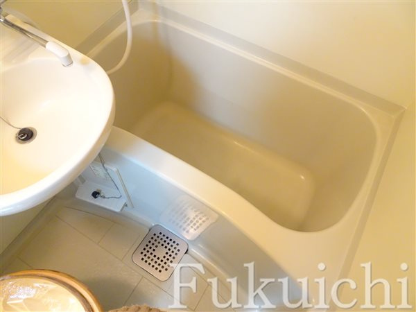 クレア学芸大学の浴室