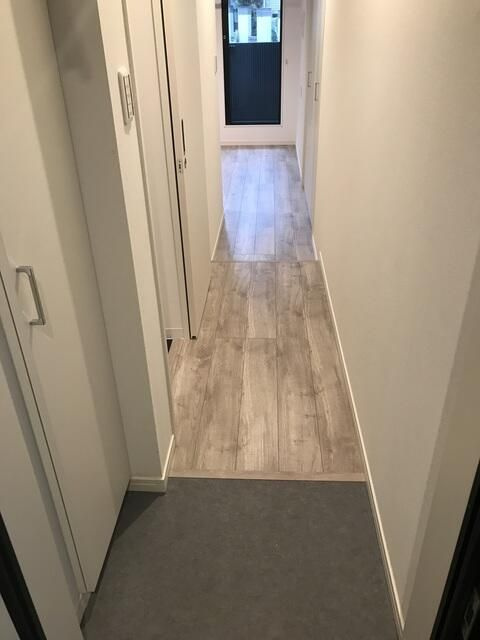 グランニール梅ヶ丘の玄関