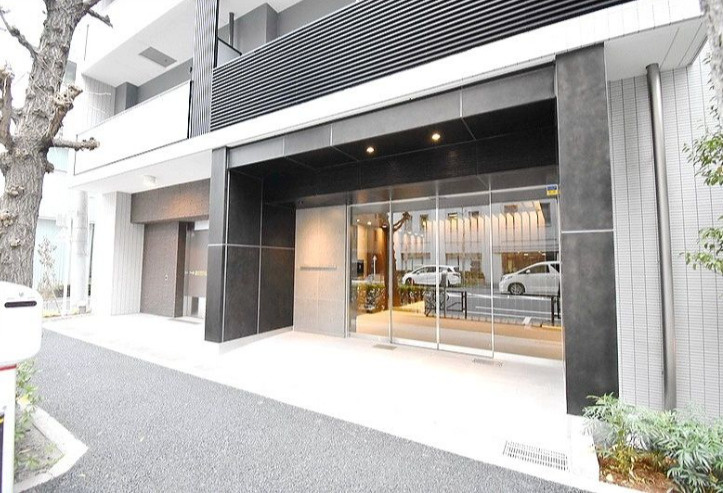 文京区本郷３丁目の賃貸マンションのエントランス
