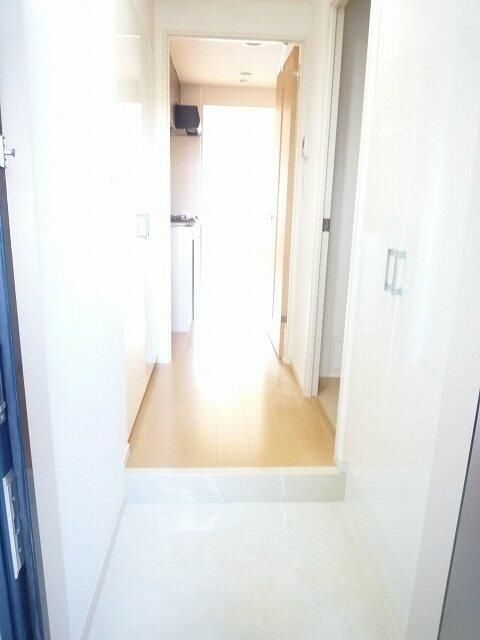 ガーデンハウス柿の木坂の玄関