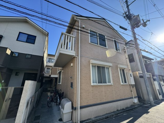 メイト平野の外観