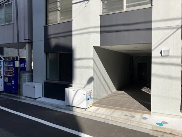 レピュア三ノ輪レジデンスⅡのエントランス