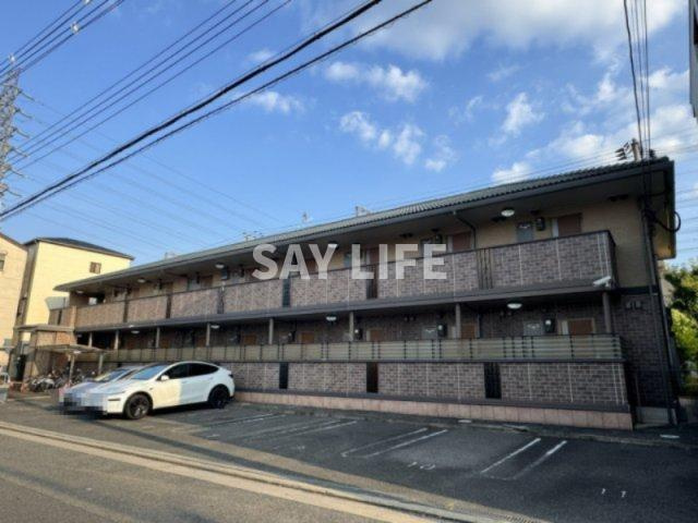 クリエ西山本の外観
