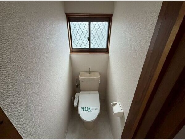 辻町3丁目戸建のトイレ