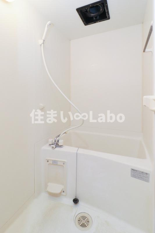 福岡市中央区舞鶴１丁目の賃貸マンションの浴室