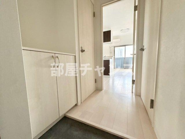 THE RESIDENCE SHIGAHONDORI の玄関