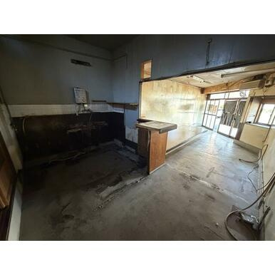 大阪市都島区大東町１丁目の店舗の内装
