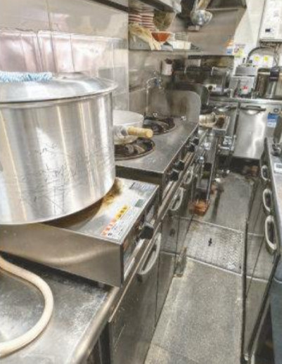 大阪市淀川区塚本２丁目の店舗一部の内装