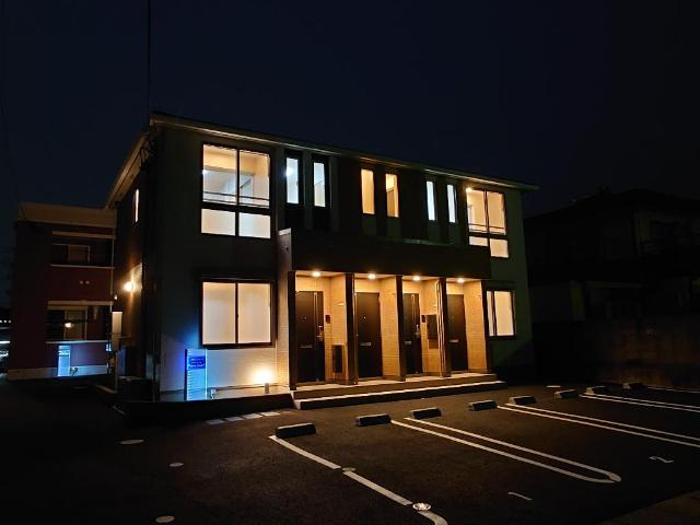 リベリュールの外観|外観写真（夜）