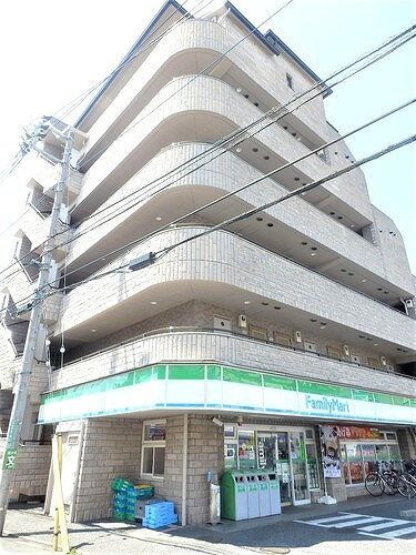 フルール狛江の周辺|建物1階コンビニエンスストア