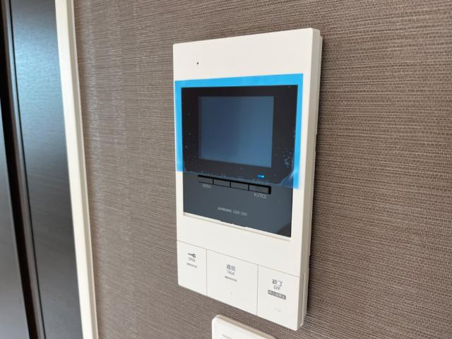 ハピネスの内装|カメラ付インターホン