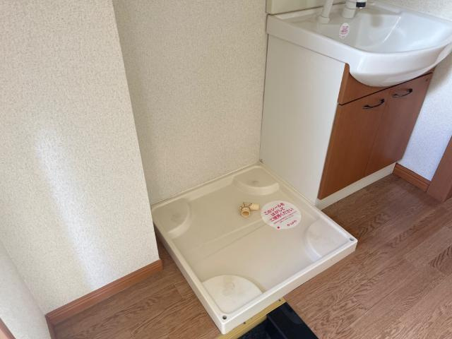ラッキーズハイツのその他|洗濯機置場（イメージ）