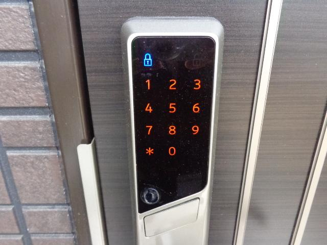 アネシスの内装|電子錠