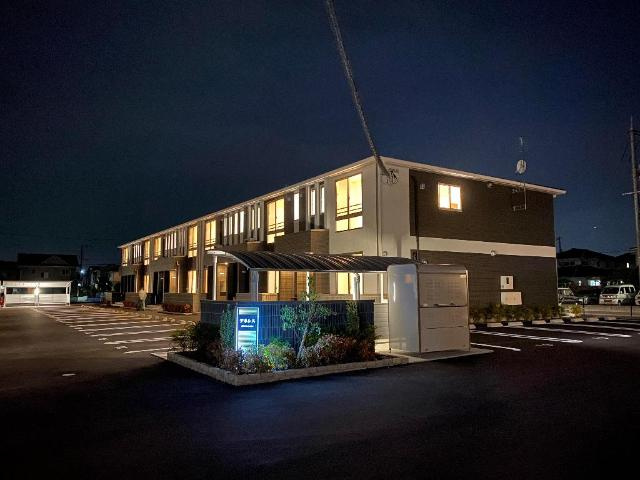 アネシスの外観|外観写真（夜）