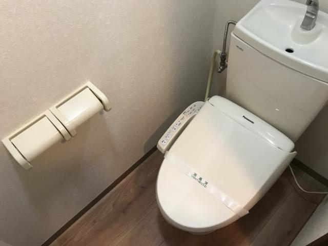 モデルナ江木のトイレ|シャワー付トイレ