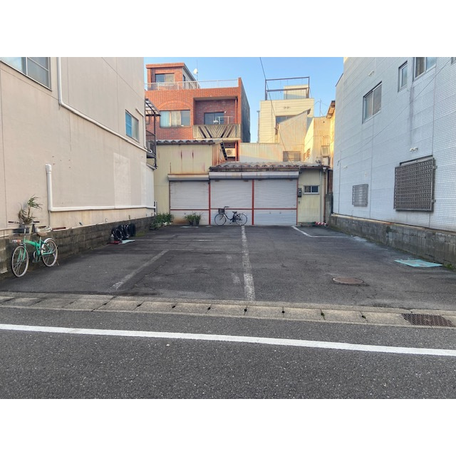 岐阜市春日町２丁目の駐車場の駐車場