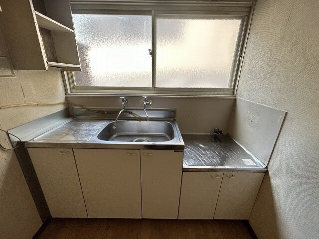 澤野アパートのキッチン