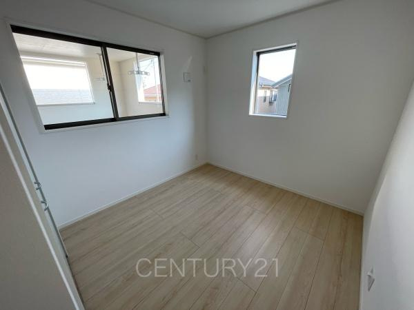 クレイドルガーデン前橋市川原町第４　２号棟の収納|ハンガーパイプ付きクローゼットです