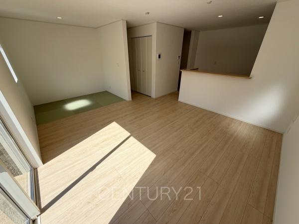 クレイドルガーデン前橋市川原町第４　１号棟の居間・リビング|開放感のあるリビングです。