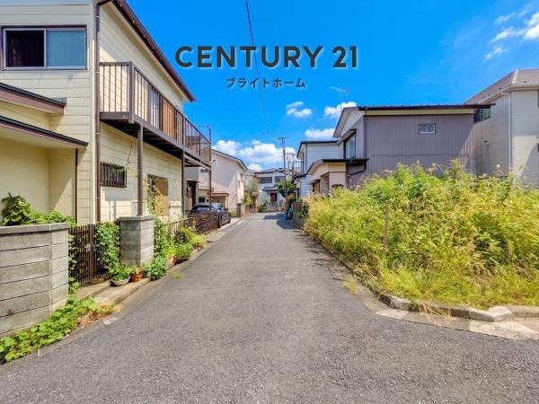 横浜市泉区白百合３丁目の新築一戸建の前面道路含む現地写真|現在建築中の為、同仕様物件のご案内をさせて頂きます。
お車でご自宅まで送迎承ります。