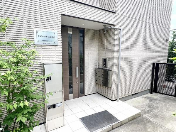 シャンペトル二子玉川のエントランス