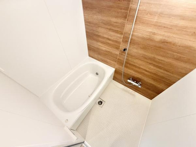【浴室】 | プロパレス泉ヶ丘ステーションステージ | 日頃の疲れを癒すにはもってこいの落ち着いた雰囲気のバスルームになります♪
