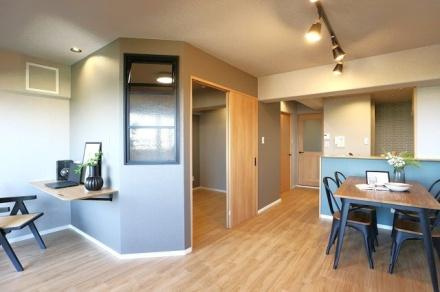 ふぁみーゆ寝屋川セントラルパークA棟　中古マンションの居間・リビング