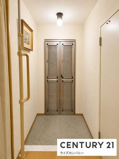 【玄関】 | パレス貝塚 | 家具消しアプリで画像編集済み