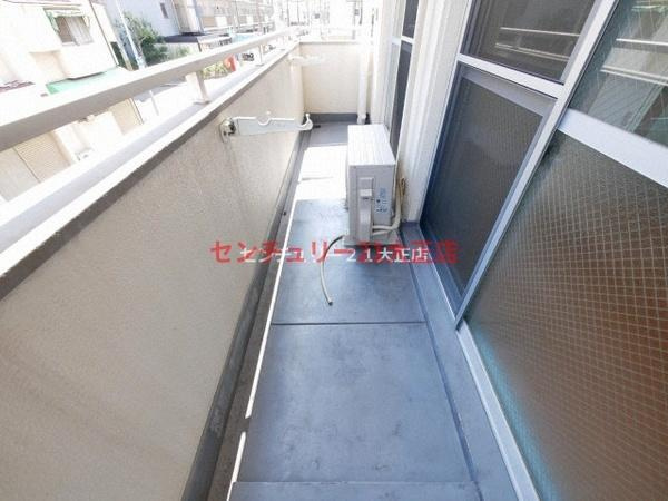 港スカイハイツのバルコニー