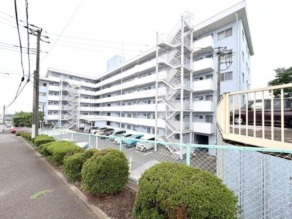 グリーンヒル三浦海岸の外観
