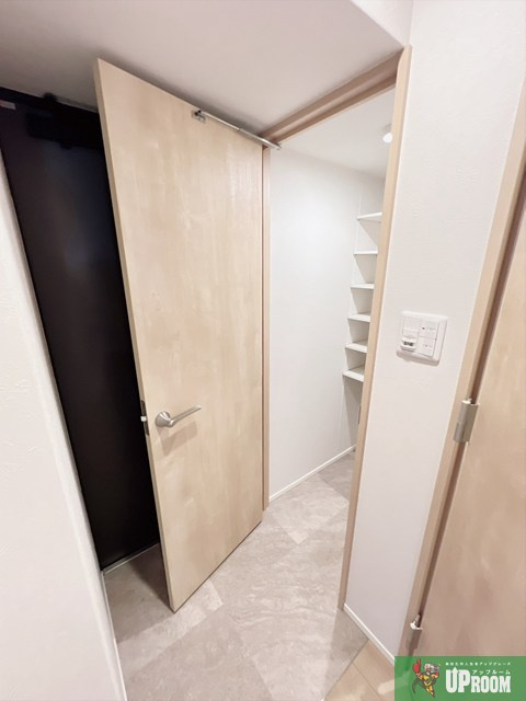 S-RESIDENCE大曽根bresa(ブレサ) の玄関