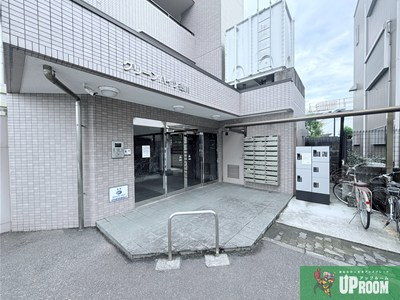 グリーンハイツ徳川のエントランス